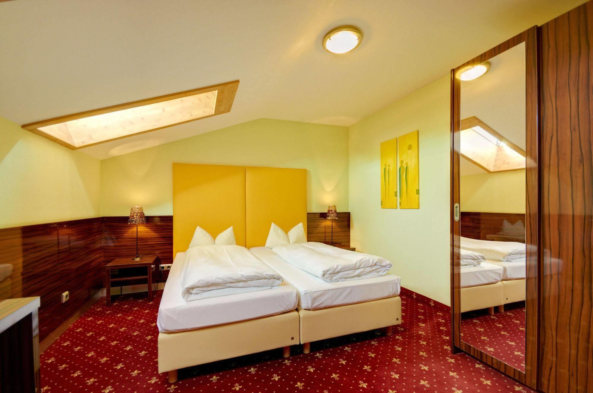 Landhotel Hallnberg فالبيرتسكيرشن المظهر الخارجي الصورة
